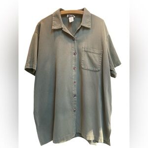 Vintage Ginny Plus Size M‎ Women’s Button Down Shirt Olive Green Made in Canada